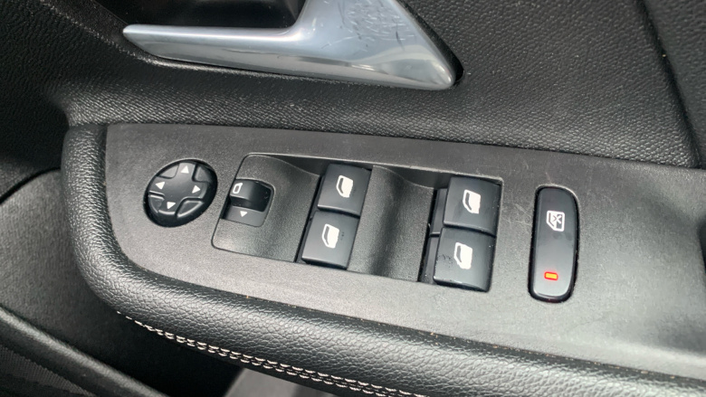 Vauxhall Mokka 1.2 Turbo SRi 5dr Auto Petrol Hatchback